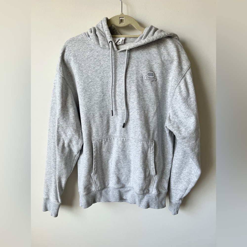 Champion Gray Hoodie Size Medium Pullover Sweatshirt Embroidered Logo